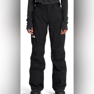 The Northface women’s ski pants -WORN ONCE EUC